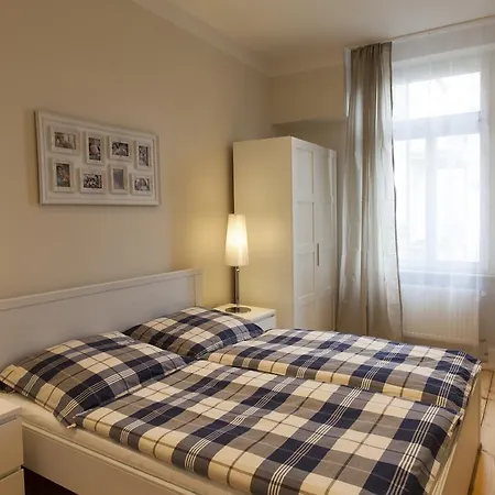 Comfort Karl Liebknecht Apartment